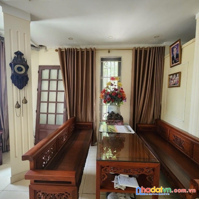 Bán nhà khúc thừa dụ, cầu giấy, ô tô tránh vào nhà, lô góc, 10m ra phố, 62m, giá 13.3 tỷ