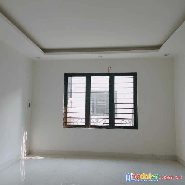 Bán nhà phố tôn đức thắng tặng full nội thất dt 42m2*5 tầng  mt 3,6m chỉ 4,4 tỷ.