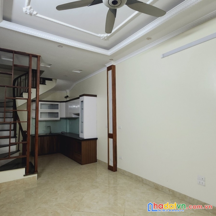 Bán gấp nhà phố tôn đức thắng 65m2 4tầng mt 3,2m chỉ 5,4 tỷ.