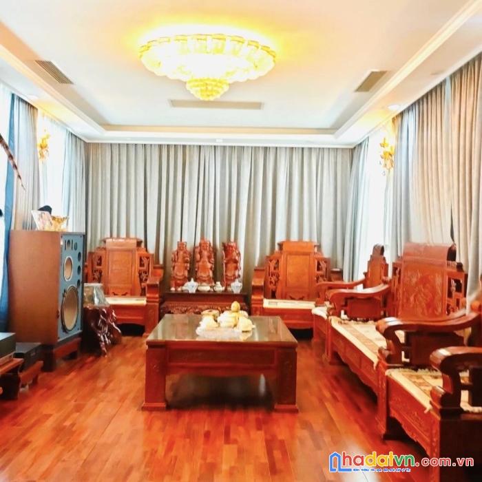 Bán nhà đội cấn, ba đình, hai thoáng, sát ô tô, 75m2 5t mt5m, giá 7.1 tỷ,