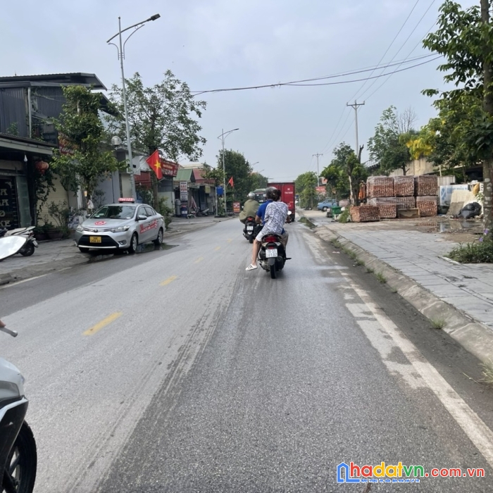 Đất kinh doanh mặt cầu bắc thăng long-hải bối-đông anh-hn
diện tích      ; 225 lô đất 2 mặt đường
