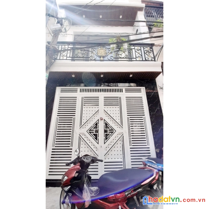 Nhà 2 tầng hẻm 314 âu dương lân p3