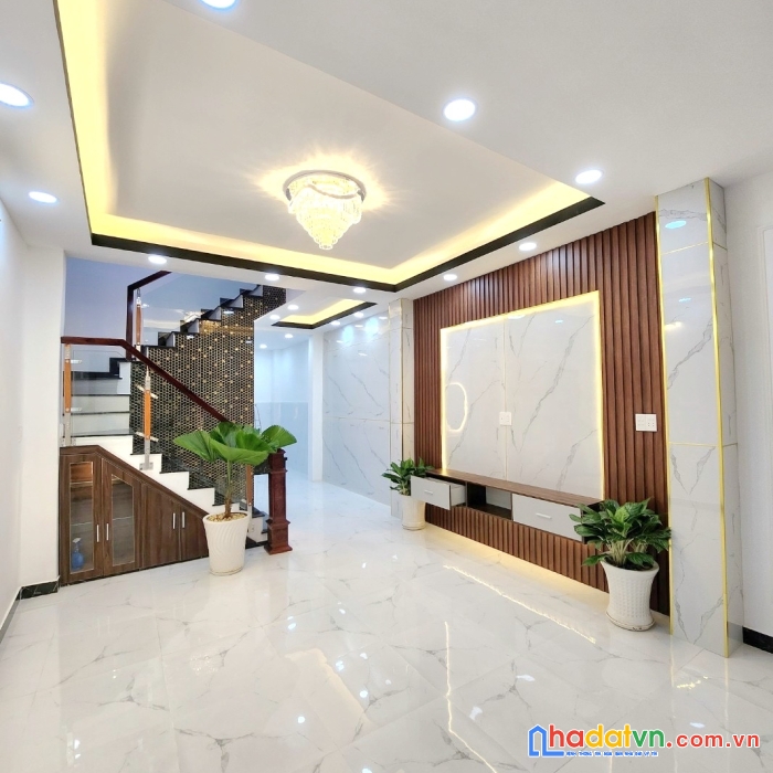 Nhà 2 tầng hẻm 314 âu dương lân p3