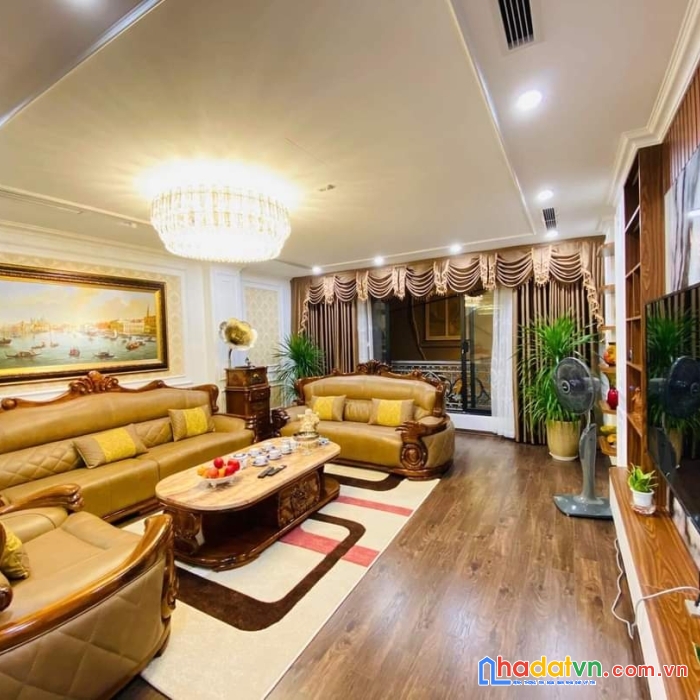 Bán nhà đường trung kính, gara 7 chỗ, ô tô tránh, kinh doanh, dân trí cao, tặng nội thất giá hơn