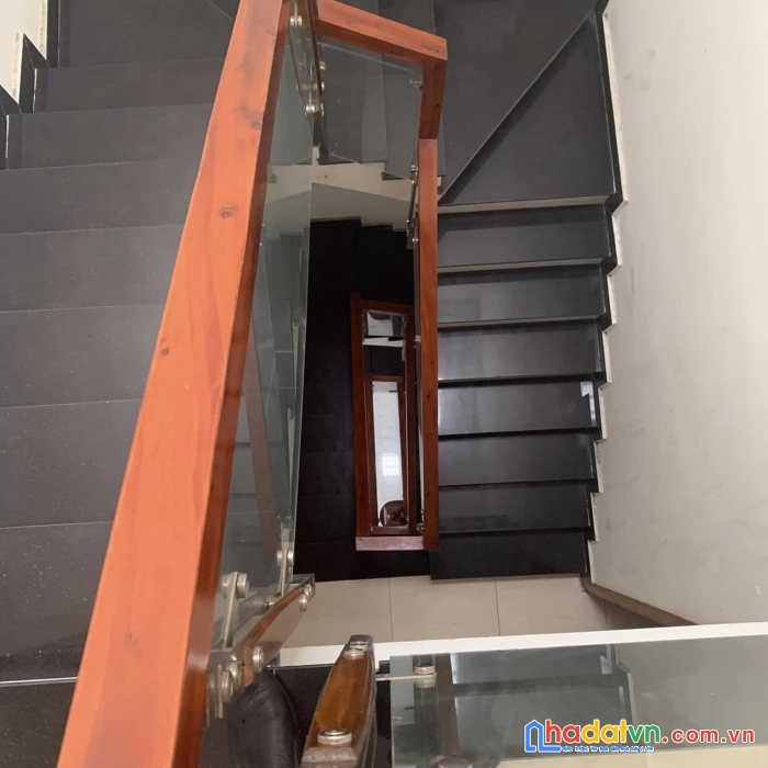Khu vip đồng bộ - hxh thông 1/ tân thới hiệp quận 12 - 60m2, 4 tầng btct, 4 pn. nhỉnh 4 tỷ.