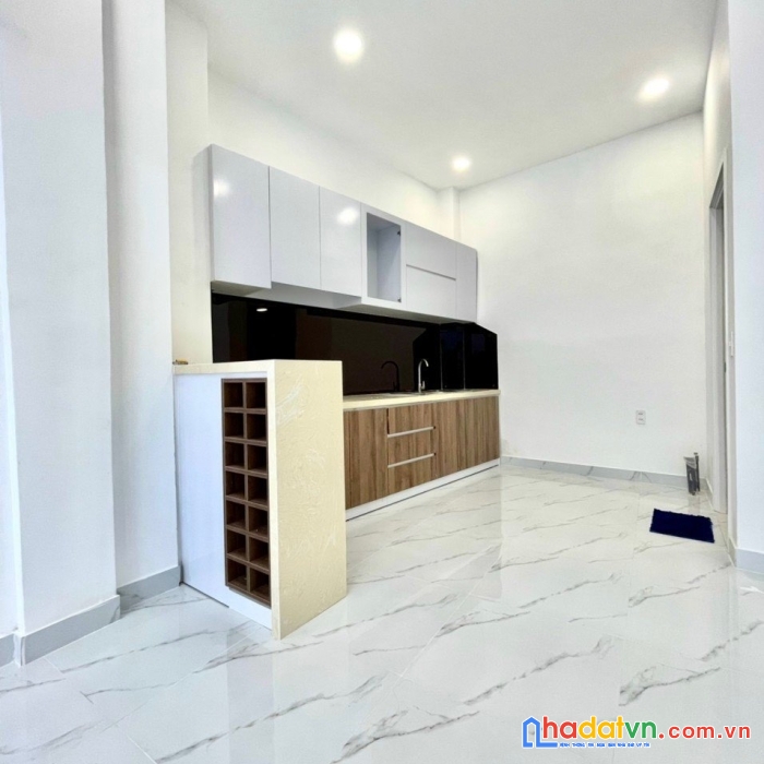 Nhà mới 2 tầng âu dương lân phường 3 quận 8 - giá 4 tỷ 2
