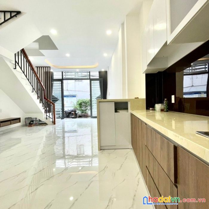 Nhà mới 2 tầng âu dương lân phường 3 quận 8 - giá 4 tỷ 2