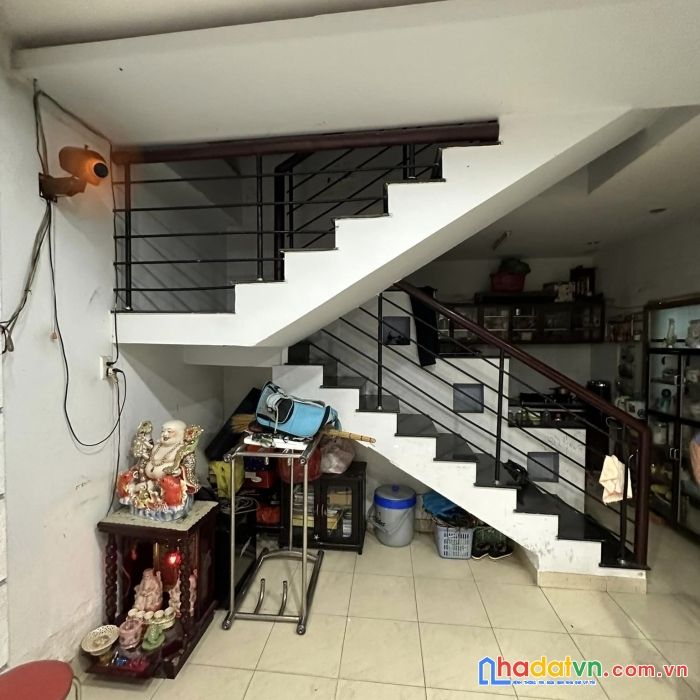Giá quá tốt để đầu tư - bình thạnh - 2 mt - hxh - 4.7 x 7.1 -vị trí cực đẹp - nhỉnh 3 tỷ.
