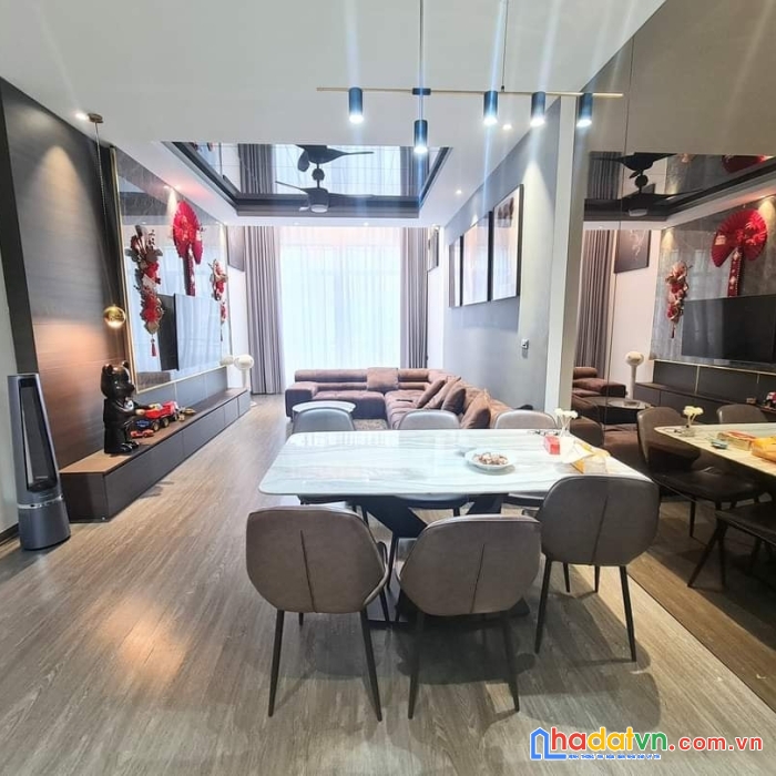 P/lô ô tô tránh, kiều mai, 45 chỗ đỗ cửa, tặng full nội thất, 52m2, giá 9.8 tỷ