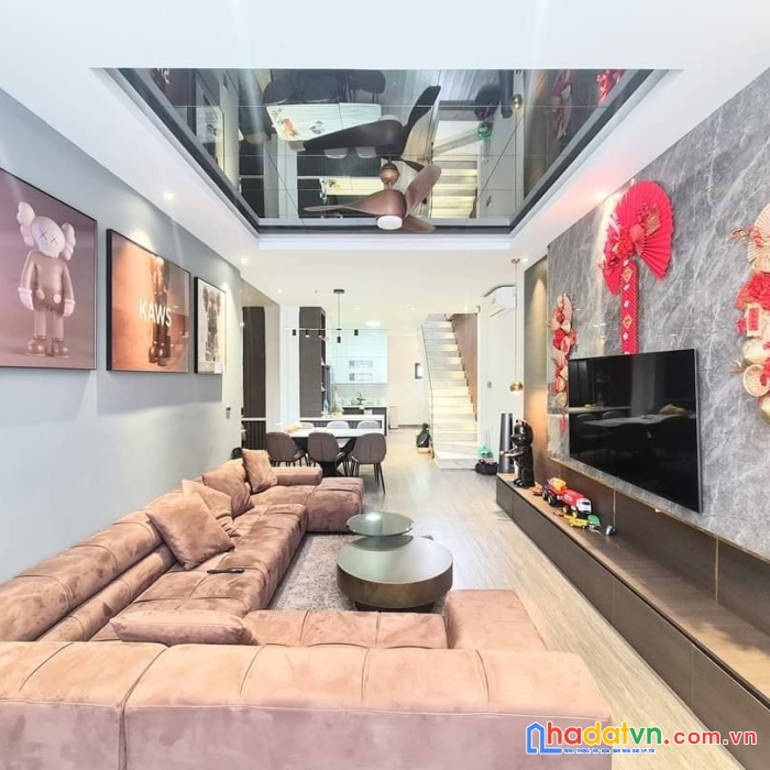 P/lô ô tô tránh, kiều mai, 45 chỗ đỗ cửa, tặng full nội thất, 52m2, giá 9.8 tỷ