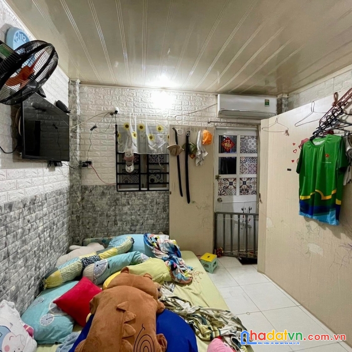 Chỉ cần 2 tỷ có nhà âu cơ trung tâm quận 11n- 2 tầng - 17m2