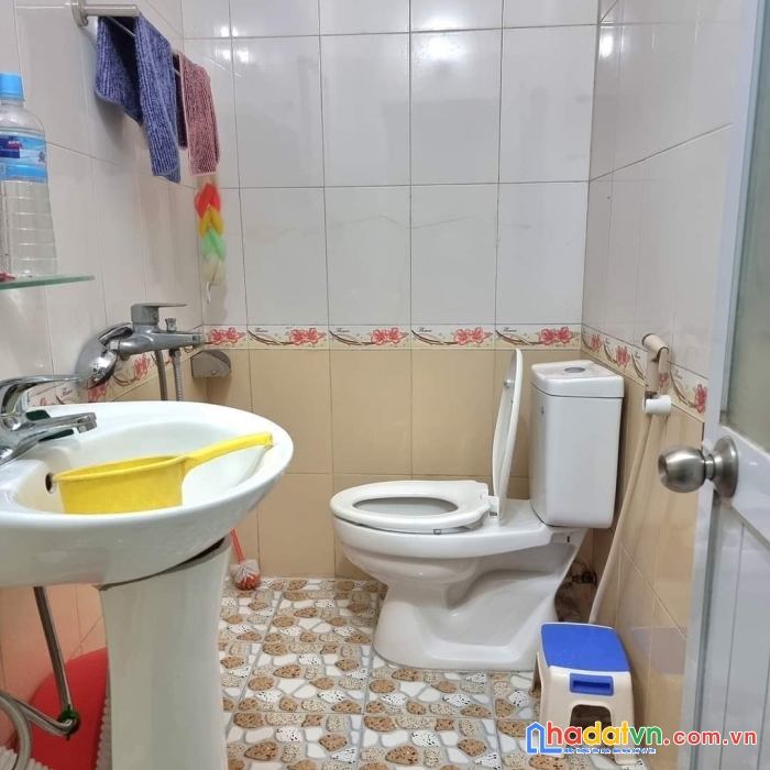 Chỉ 2,65 tỷ có ngay nhà 33m2, 4 tầng như mới phố nam dư, lĩnh nam, hoàng mai sát phố, ô tô 20m