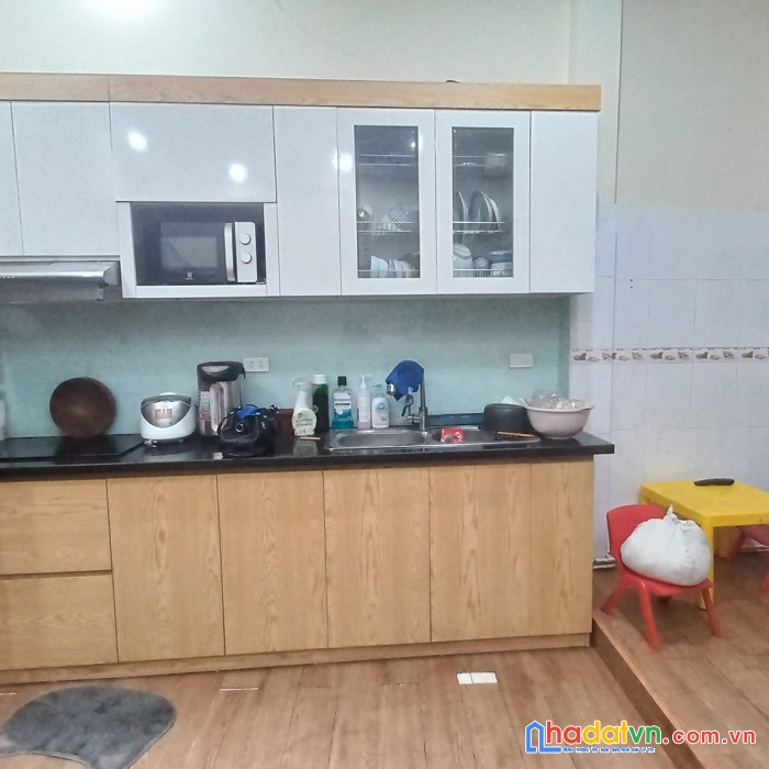Bán gấp nhà phố thái hà 46m2 4 tầng mt 4,5m chỉ 5,2 tỷ.