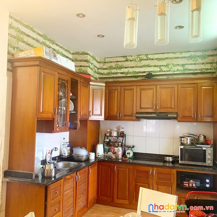 Chung cư đường nguyễn ngọc vũ, tầng trung, view đẹp, 3pn, 3.4 tỷ