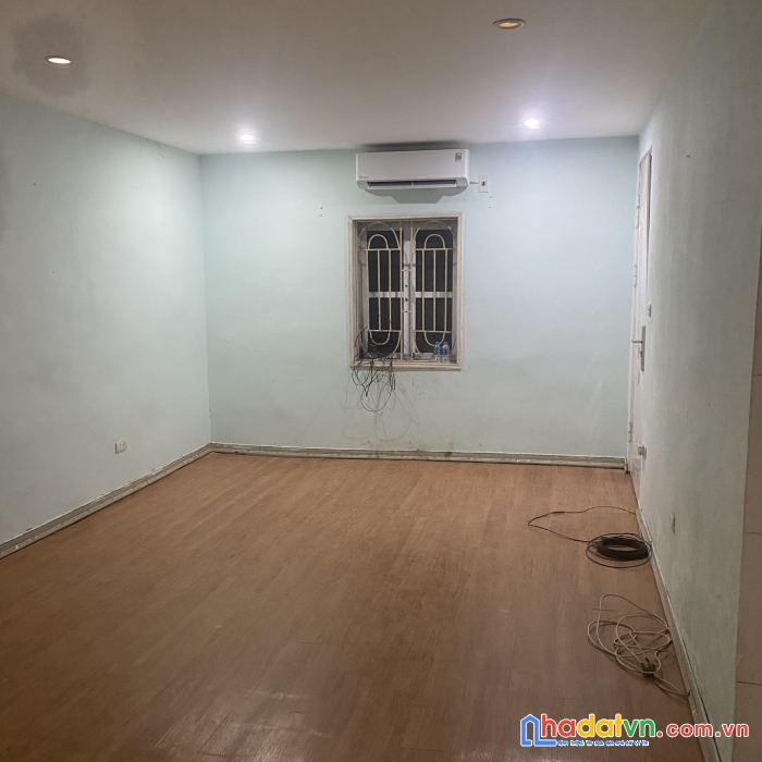Cho thuê phòng trọ 50m2 d1 - trung tự, phố đặng văn ngữ - đống đa (mặt hồ đắc di)