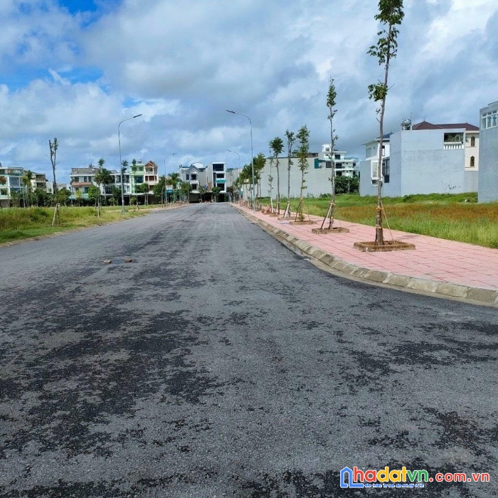 Chính chủ cần bán lô đất vị trí đẹp tại đường nguyễn phúc chu, phường đông thọ, tp thanh hoá