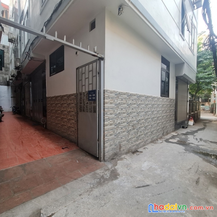 Cần bán nhà phố lê quang đạo quận nam từ liêm 32m2x5 tầng giá nhỉnh 3 tỷ ô tô kd