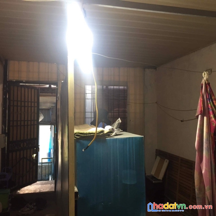 Cho thuê nhà ngõ 105 phố láng hạ, đống đa, hà nội, 2,5 triệu/tháng