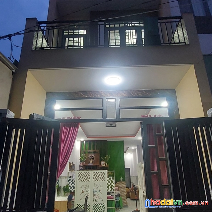 Bán nhà 3 tầng mới xây kinh dương vương- dt 4 x 17m- chỉ 4.7 tỷ