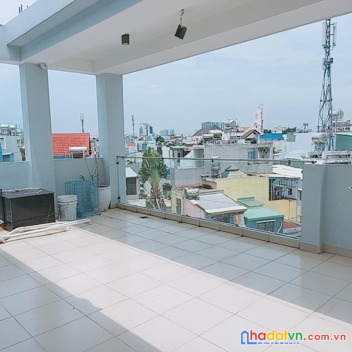 Bán nhà ngay chợ phạm văn hai, dt: 85m2 (9.6x9m), 5 tầng đúc - 6 pn, giá 8 tỷ (tl)