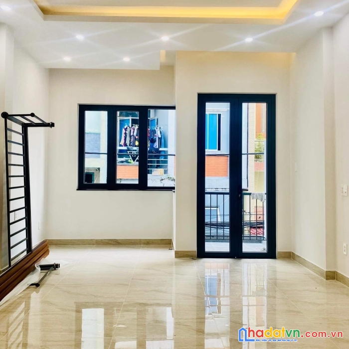 Bán nhà mặt tiền nguyễn duy dương, gần chợ an đông, dt: 3.7x14m, 4t - 4pn, 16.4 tỷ.