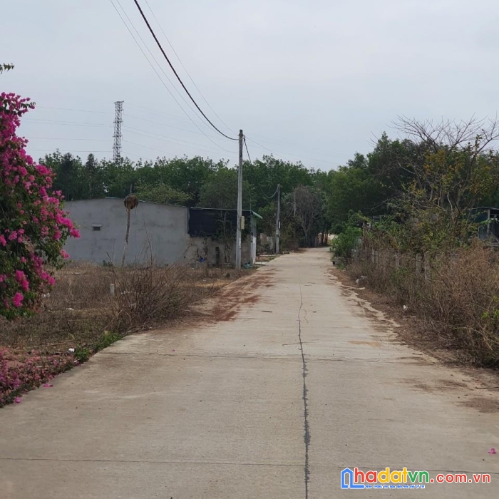 Chính chủ cần bán đất  đẹp trần hưng đạo,tp kon tum, giá cực mềm