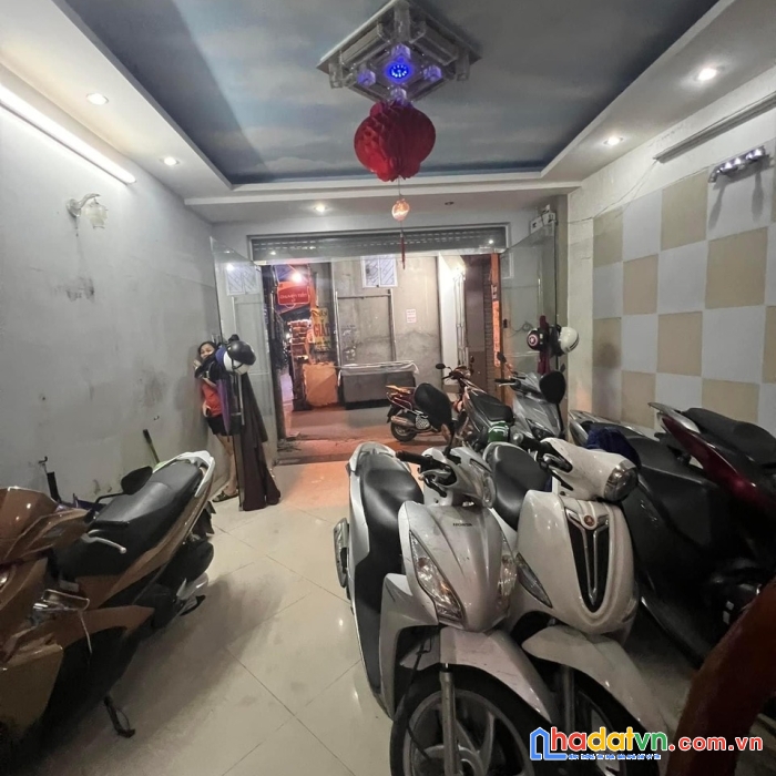Bán nhà cầu giấy, ngõ thông kinh doanh, 2 thoáng trước sau, ở sướng, 62m2, 7.8 tỷ