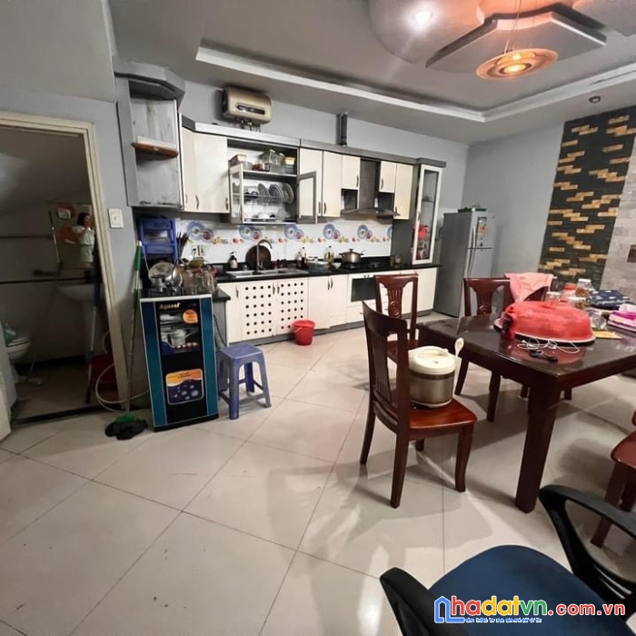 Bán nhà cầu giấy, ngõ thông kinh doanh, 2 thoáng trước sau, ở sướng, 62m2, 7.8 tỷ