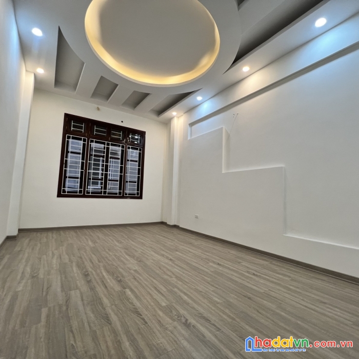 Nguyễn khánh toàn 51m 5t nhà mới đẹp chỉ 7.4 tỷ