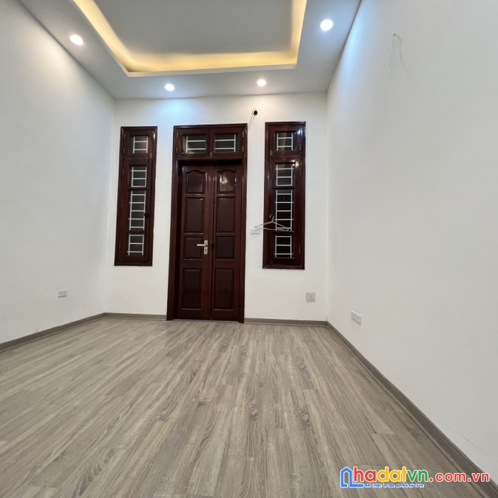 Nguyễn khánh toàn 51m 5t nhà mới đẹp chỉ 7.4 tỷ