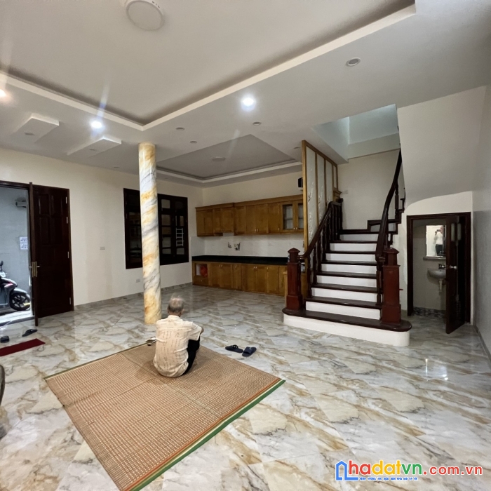 Nguyễn khánh toàn 51m 5t nhà mới đẹp chỉ 7.4 tỷ