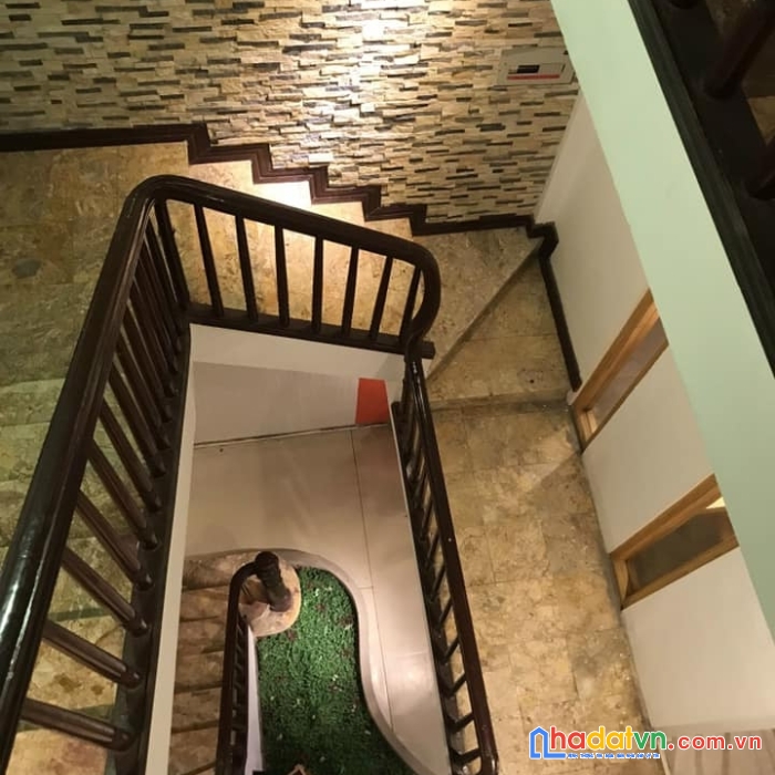 Bán nhà mặt phố thụy khuê, đầu phố, via hẻ rộng, kinh doanh sầm uất, 70m, 5 tầng 25 tỷ
