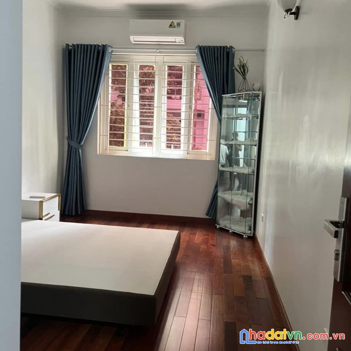 Cho thuê biệt thự  phố đội cấn ,110m2 x 4 tầng, giá 30tr