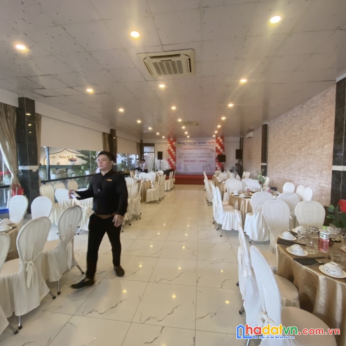 Mình cần sang mặt bằng hoặc hợp tác kinh doanh tại 46 tăng nhơn phú, phường phước long b. lh 0528