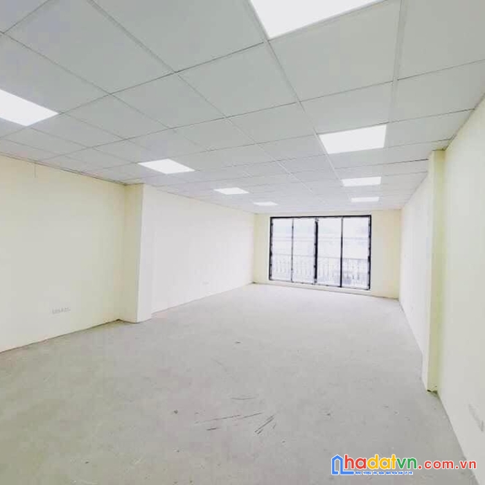 Mặt phố nghi tàm 142m x 6 tầng, mt: 5m