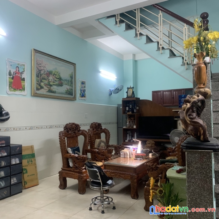 Bán nhà hxh đường hương lộ 2 bình trị đông bình tân 9.6x9.6 xây 3 tầng giá 4.8 tỷ tl