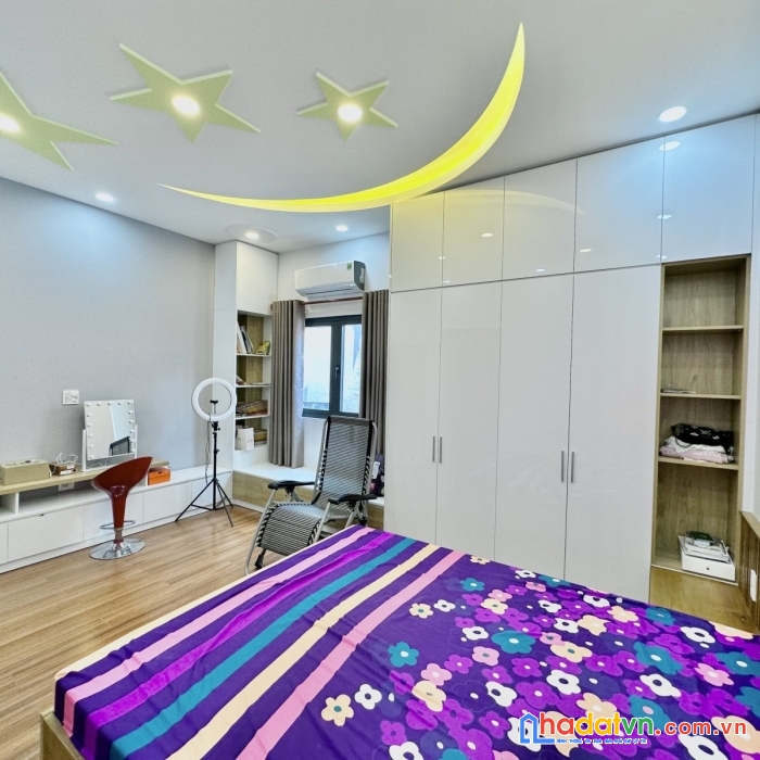 Biệt thự mini siêu đẹp tân phú , 5 lầu . thang 
máy, 6pn , giá chỉ 11.5 tỷ