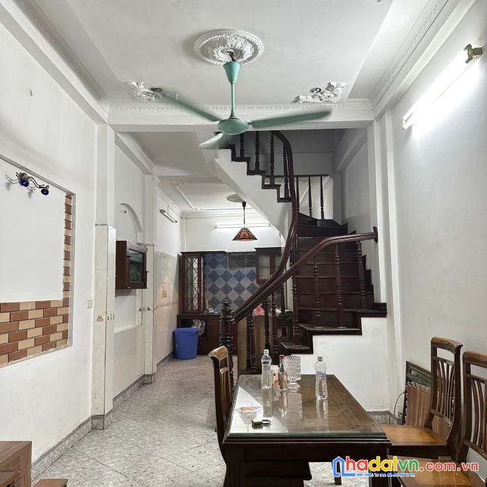 Hào nam-ngõ thông sổ vuông đn gió mát ba gác đỗ cửa 37m 3ty86