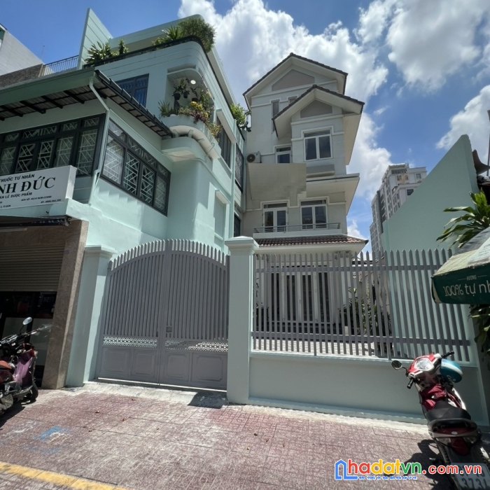 Cho thuê nhà mặt tiền võ văn tần , phường 6, quận 3