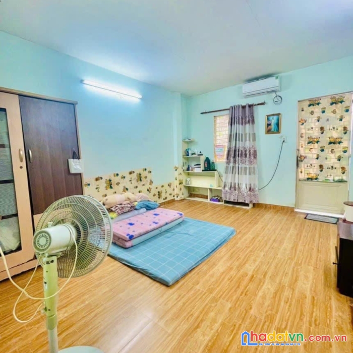 Bán nhà 3 tầng, tân phú tân quý, 40m2, hẻm 4m, stas mặt tiền, chỉ 3 tỷ nhỉnh.