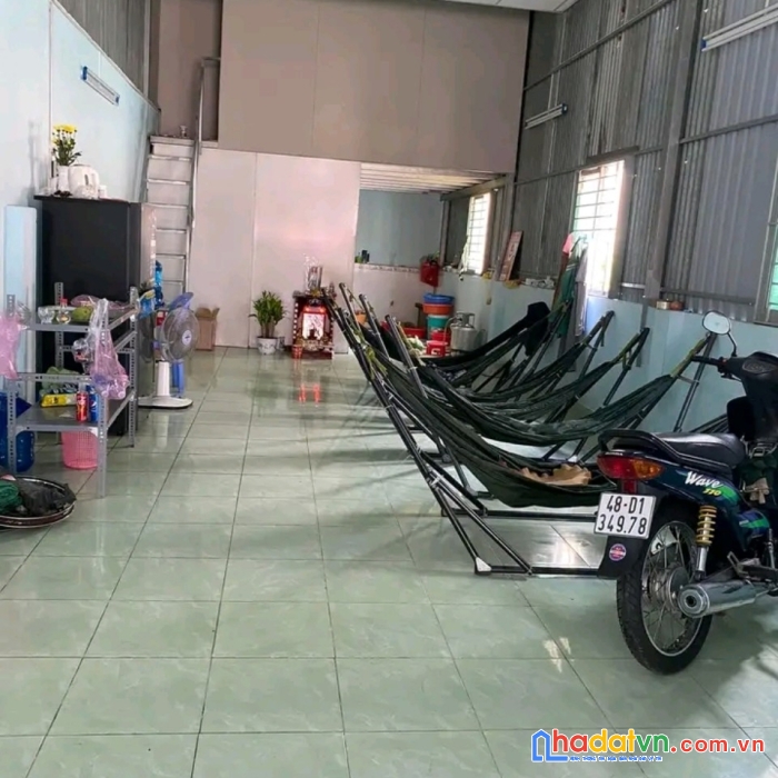 Sang quán bún bò huế, đồ đạc đầy đủ chỉ cần dọn vào là bán liền ạ, tặng công thức miễn phí