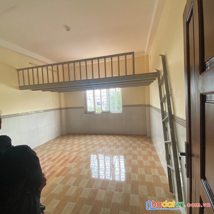 Phòng trọ giá rẻ 30m2 có gác. hẻm 7a đường thành thái, phường 14, quận 10, tp hồ chí minh