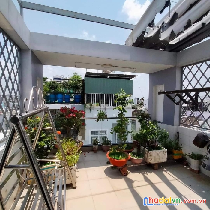 Bán nhà đồng đen tân bình chỉ 11.5 tỷ, 4 tầng, 4x16, đang cho thuê 25tr/th