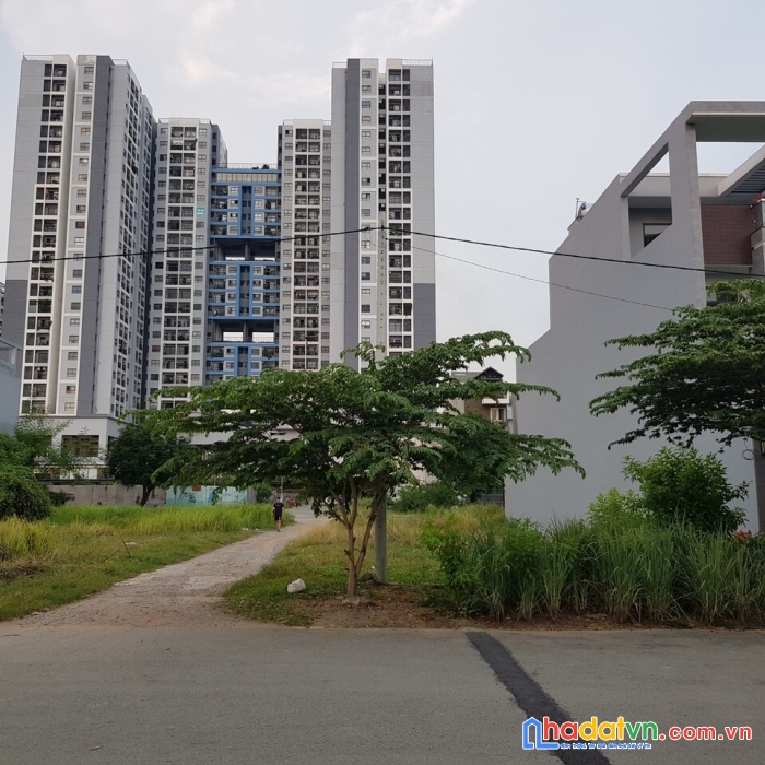 Bán đất đẹp ngay chung cư siêu thị coopmart tam bình, thủ đức