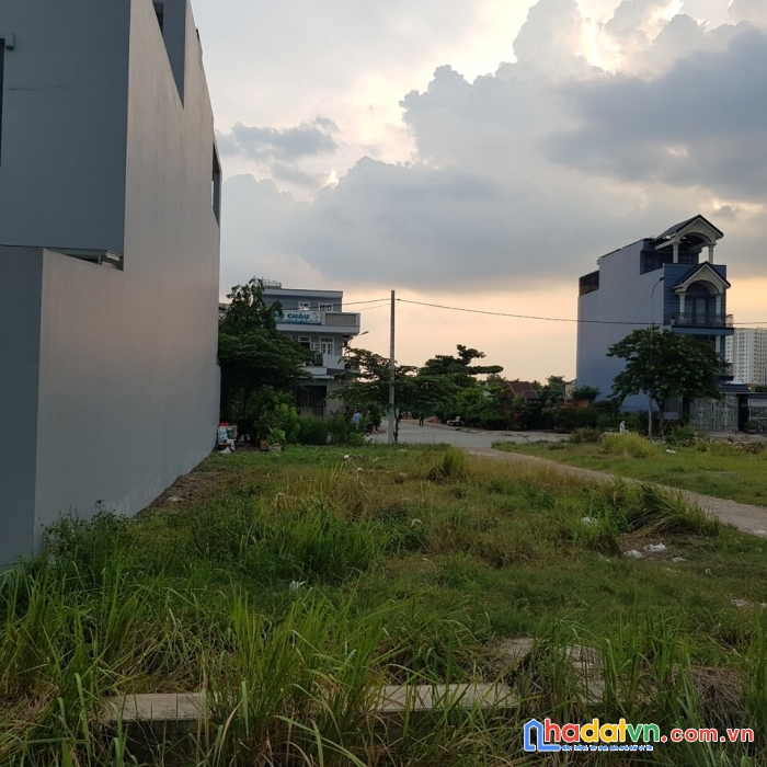 Bán đất đẹp ngay chung cư siêu thị coopmart tam bình, thủ đức