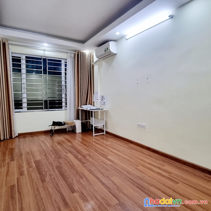 Bán nhà khương trung, thanh xuân 35m, 4 tầng. giá: 3.75 tỷ