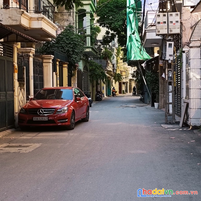 Bán nhà thanh xuân, phố hoàng văn thái 65m, 4 tầng, giá 12.8 tỷ