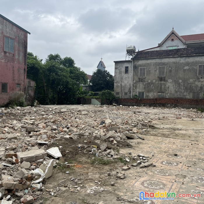 Bán lô 614m2 full thổ cư 100% giá chỉ 8.5 triệum2 phường đông vĩnh, tp vinh