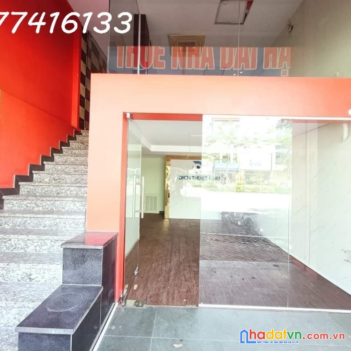 Bán nhà phố xã đàn, ô chợ dừa, dt 65m2, thang máy, kinh doanh, mt 5.4m, vỉa hè 7m