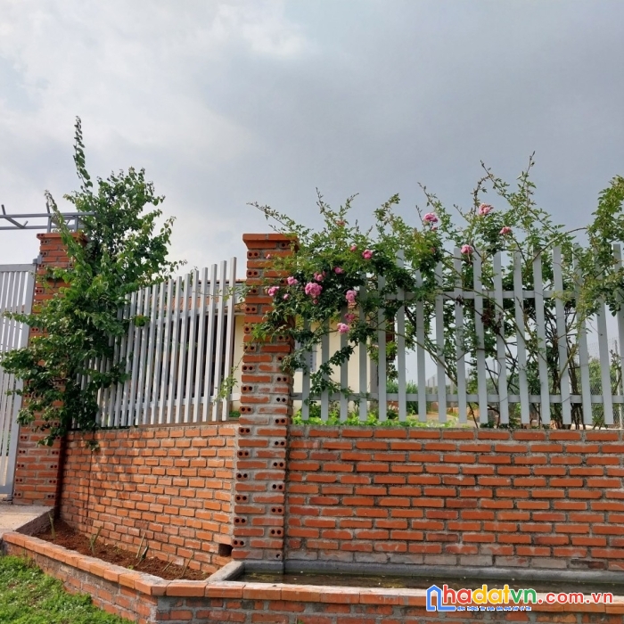 Chính chủ cần bán gấp nhà vườn sinh thái địa thế  đẹp tại  tp pleiku - gia lai